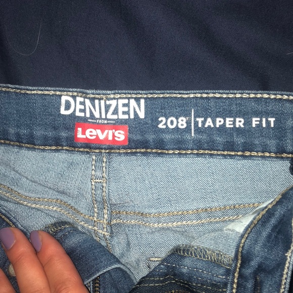 Levi’s Denizen Jeans - Picture 2 of 2